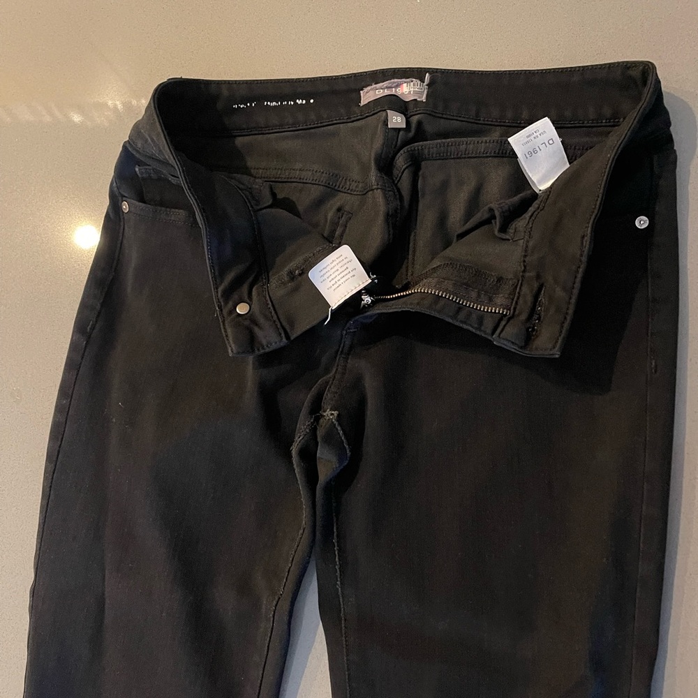DL1961 Black Skinny Leg Jeans